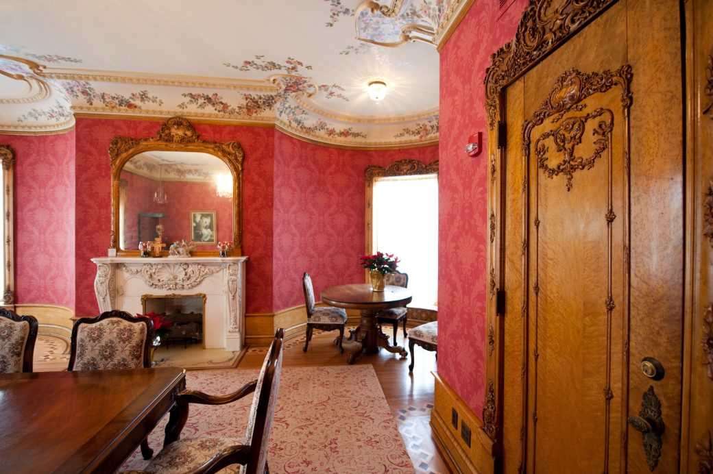 Bass Mansion red room with door detail