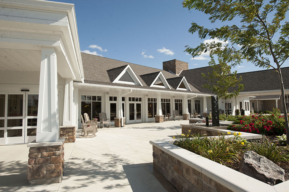 Heritage of Fort Wayne Courtyard