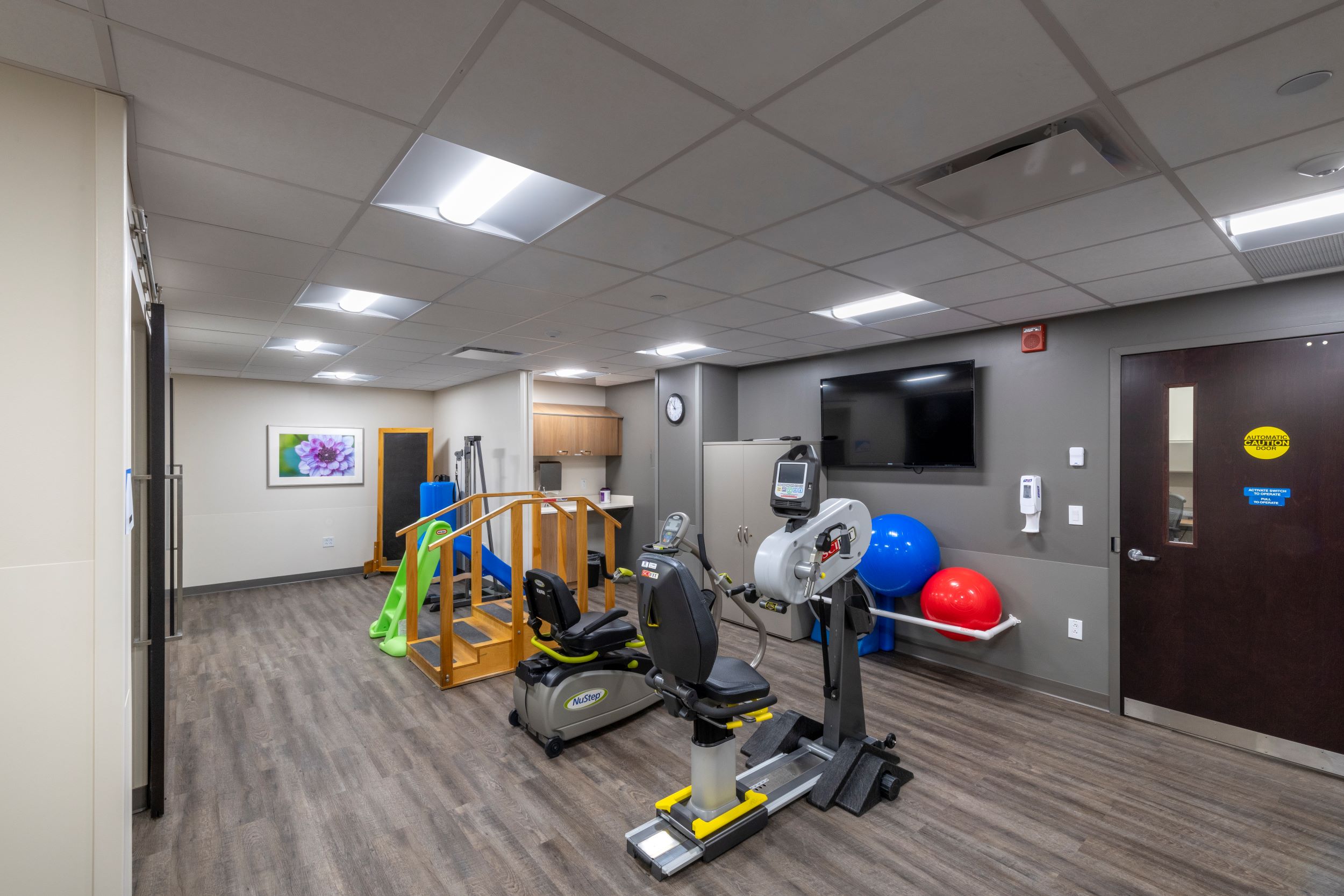ASV Wound Clinic Therapy Gym 1