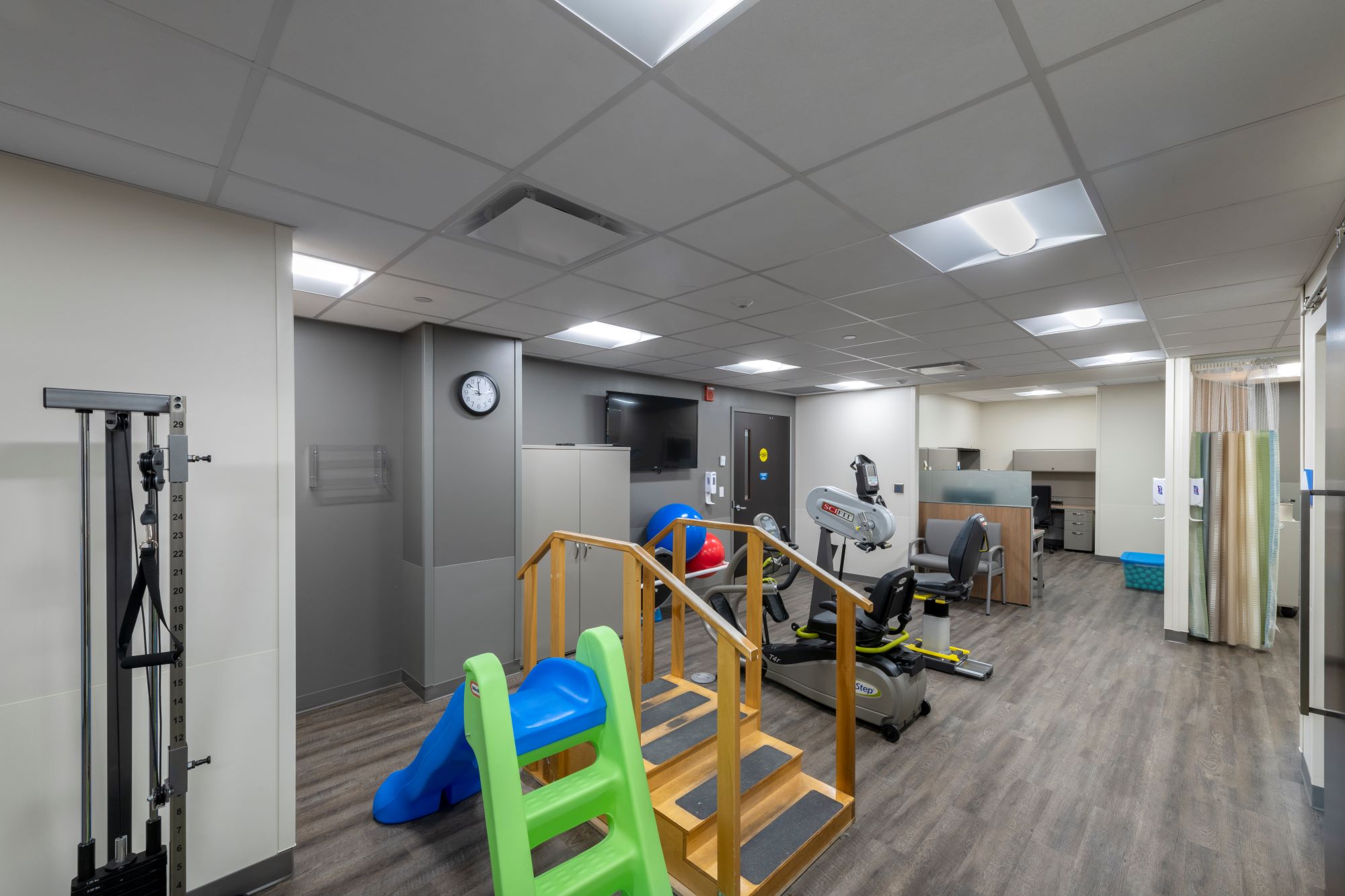 ASV Wound Clinic Therapy Gym 2